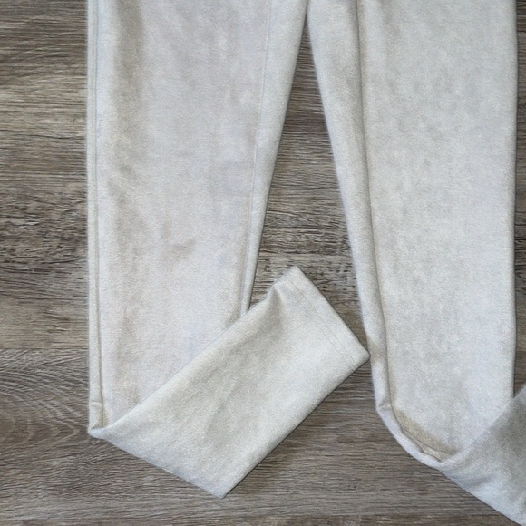 So real light grey suede jumpsuit cut out long sleeves size medium NWT - Picture 7 of 15